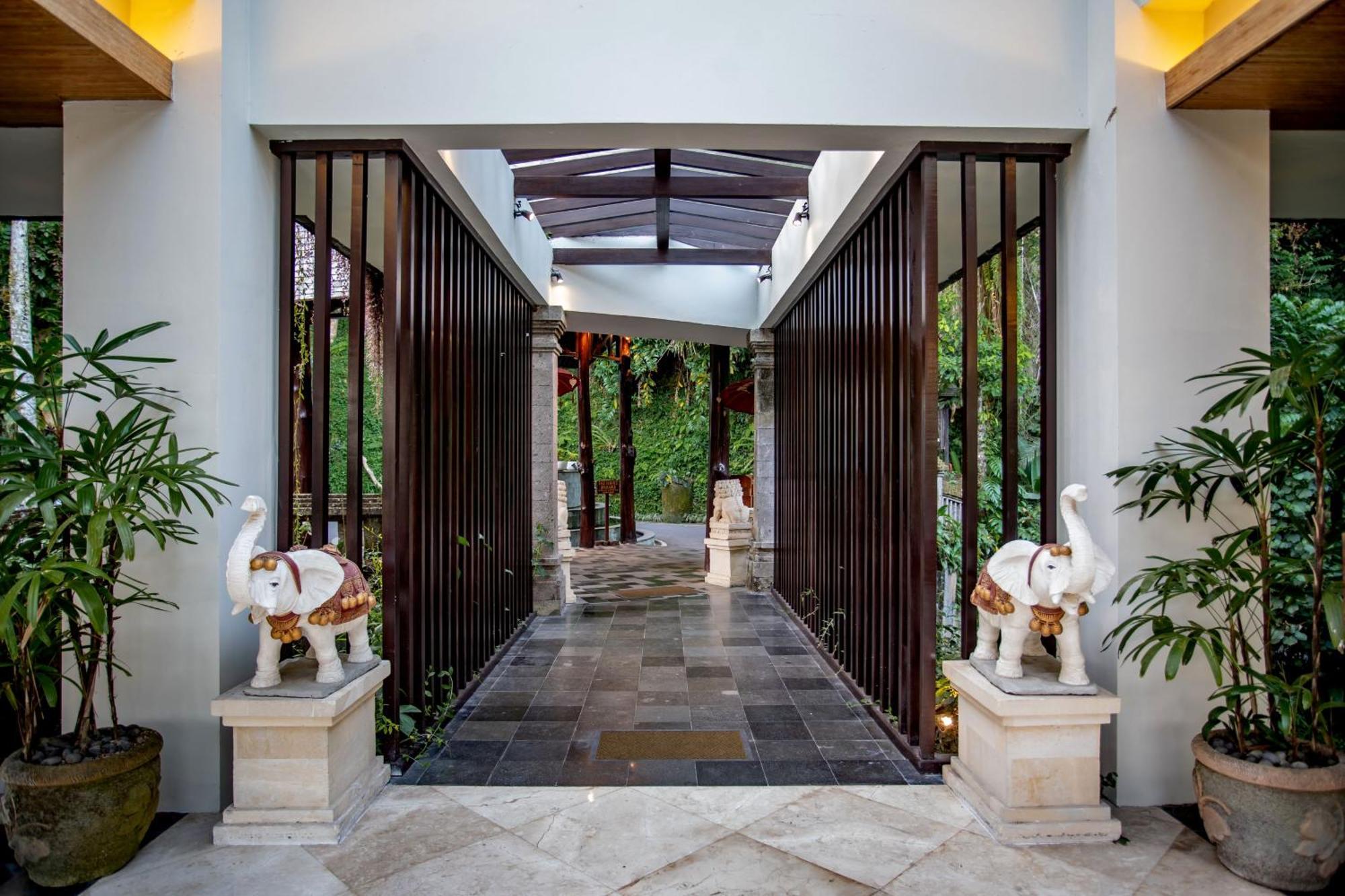 The Lokha Ubud Resort, Villas & Spa Exterior foto